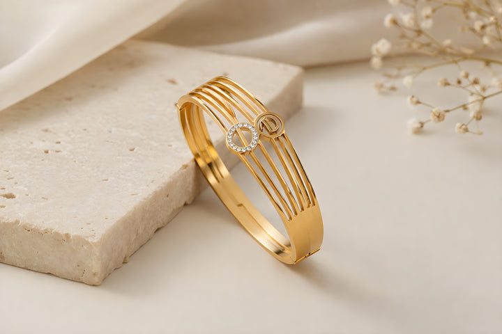 Multi-Rail Crystal Circle