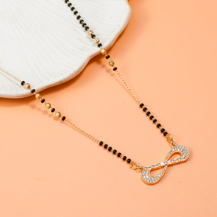 Ananta “Infinite Loop” Mangalsutra