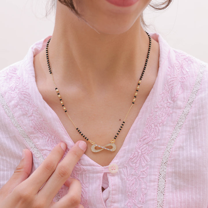 Ananta “Infinite Loop” Mangalsutra