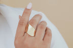 Wide Leaf Signet Ring