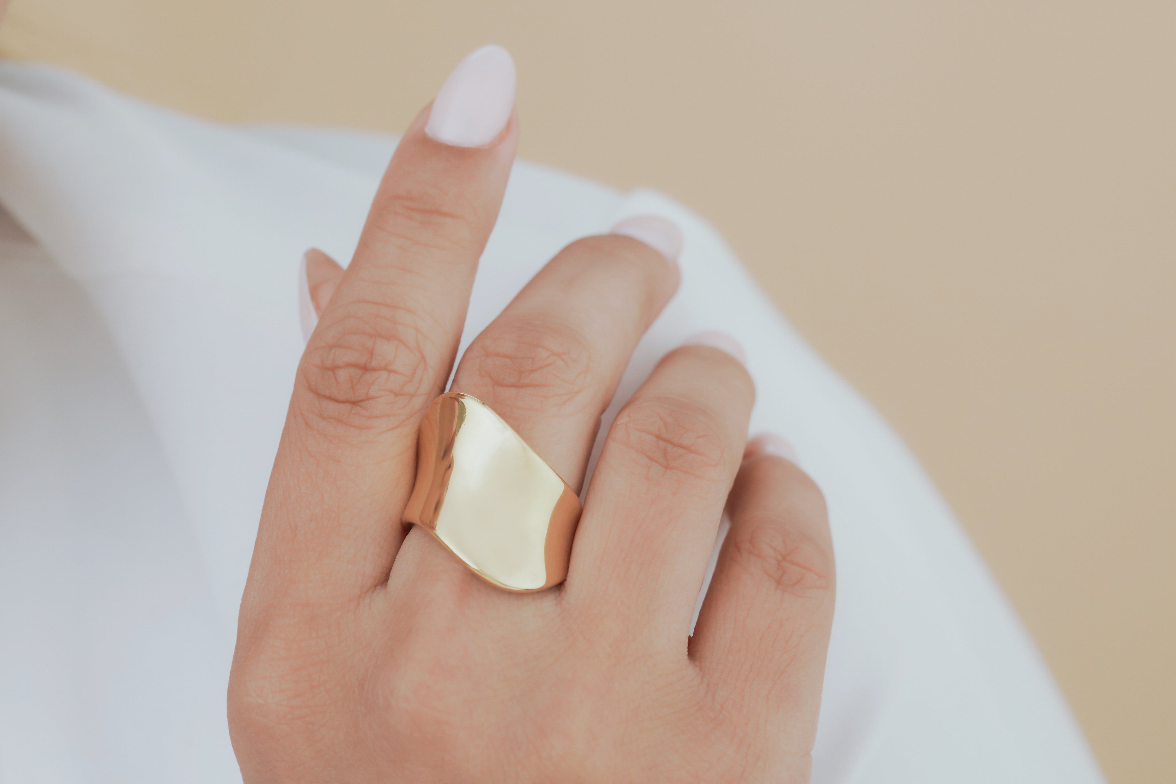 Wide Leaf Signet Ring