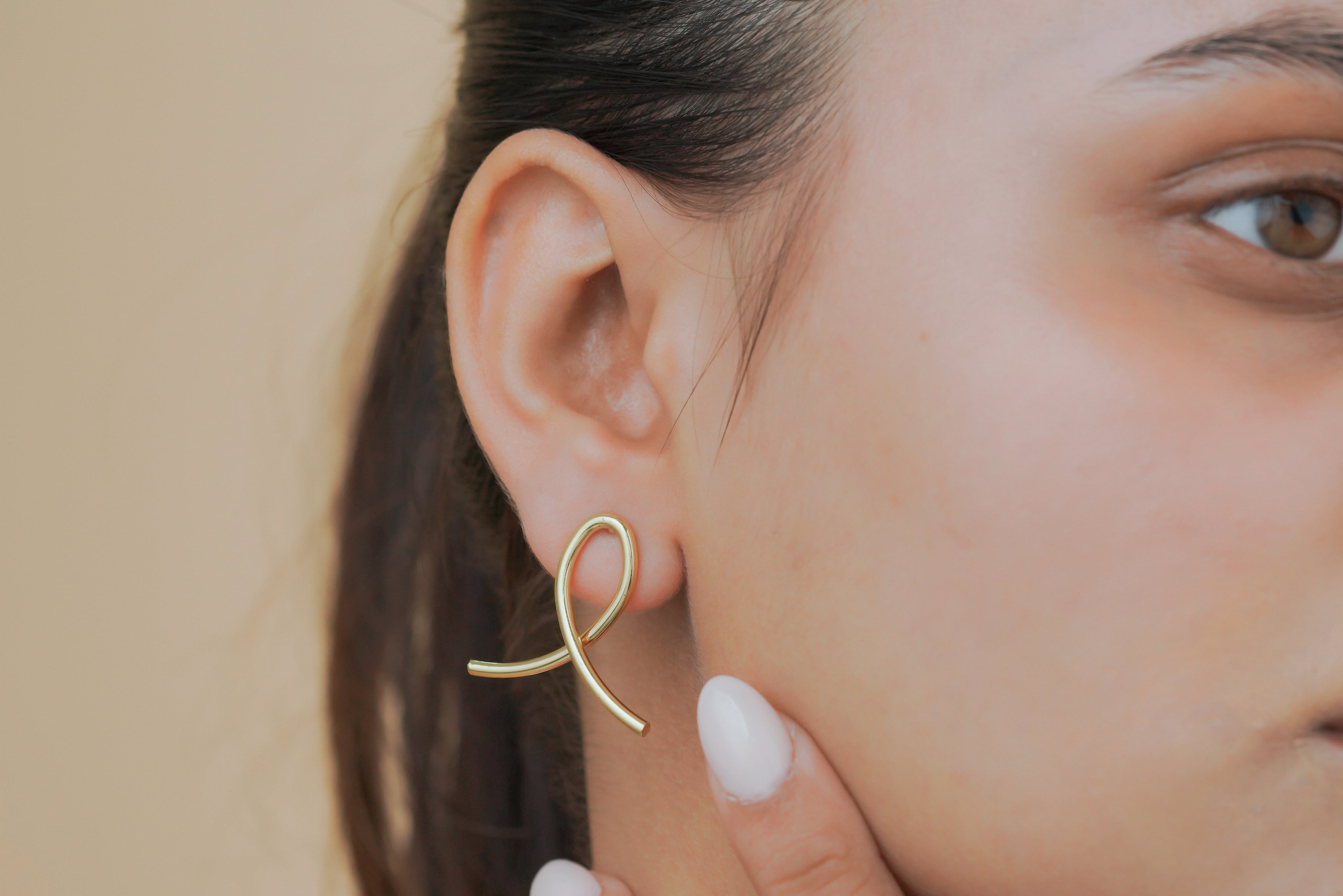 Swirl Ribbon Stud Earrings