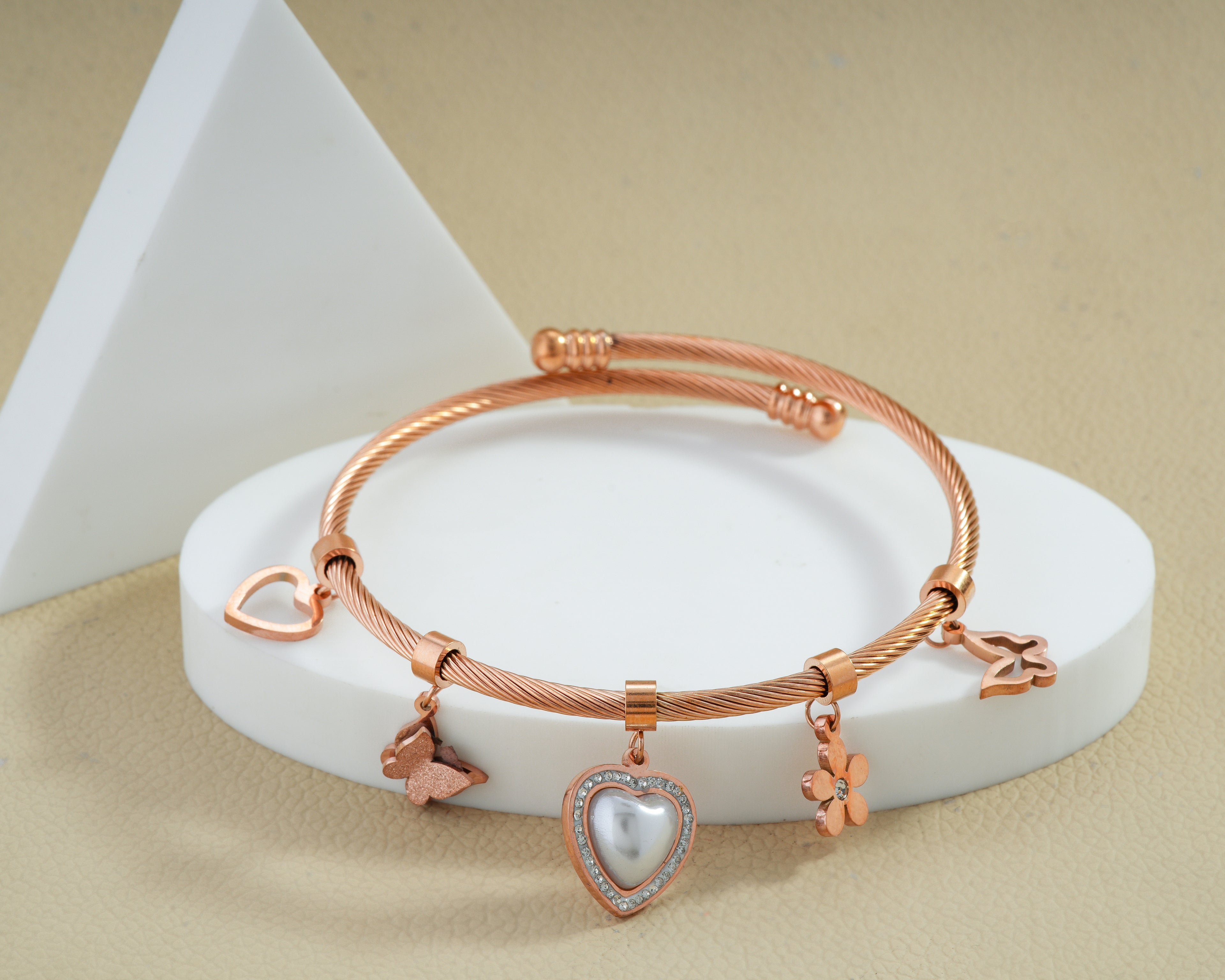 Pearl Heart, Butterfly & Daisy Charm Kada